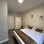 Sia 3*