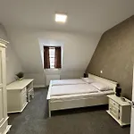 Sia