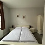 Sia 3* Essen
