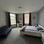 Sia Apartahotel 3*