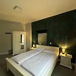 Sia Apartahotel 3*